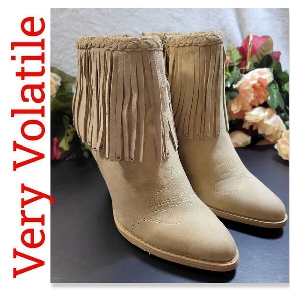 NIB Very Volatile Shakee Ankle Bootie - Picture 1 of 11